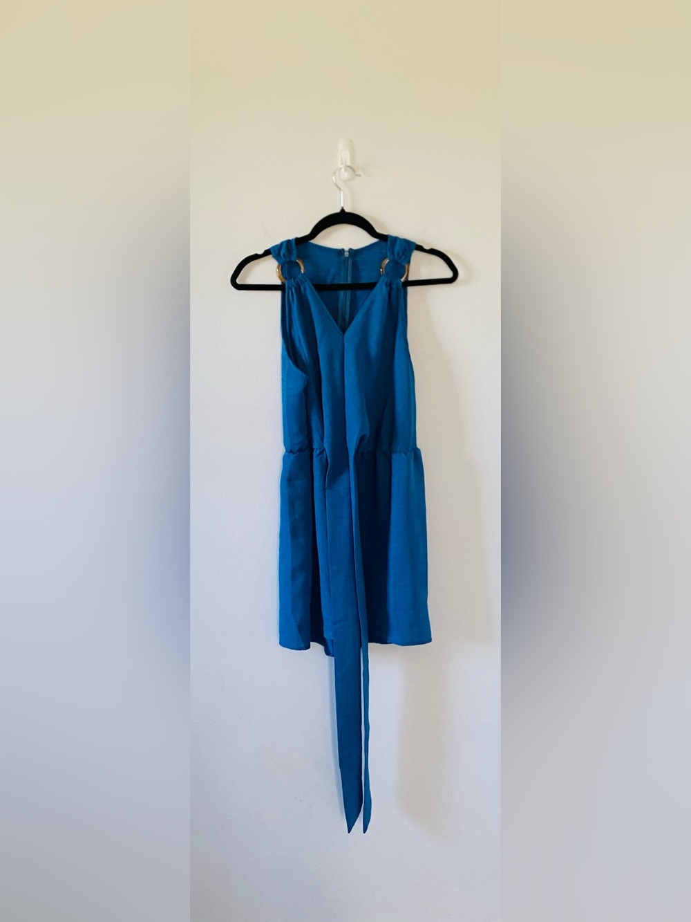 Blue Sleeveless V-Neck Women's Romper Size M Tie-Waist Nautical Preppy NWOT